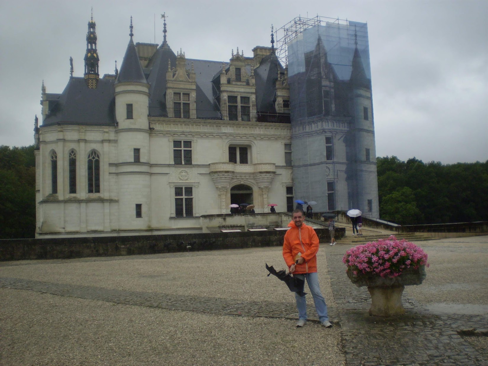 Day 11: 19.7.2011. / utorak:  DOLINA LOIRE – DVORAC CHENONCEAUX – BURGES – LYON
