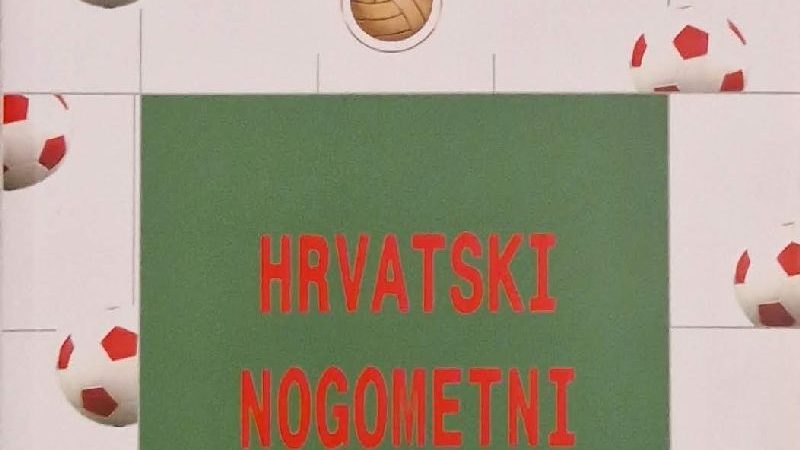 Croatian soccer yearbook 2011/12