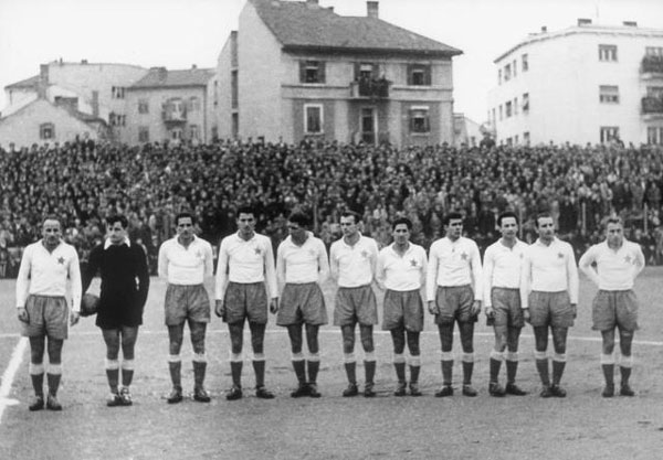 I dalmati imbattibili nel gioco del pallone  (9 e continua)