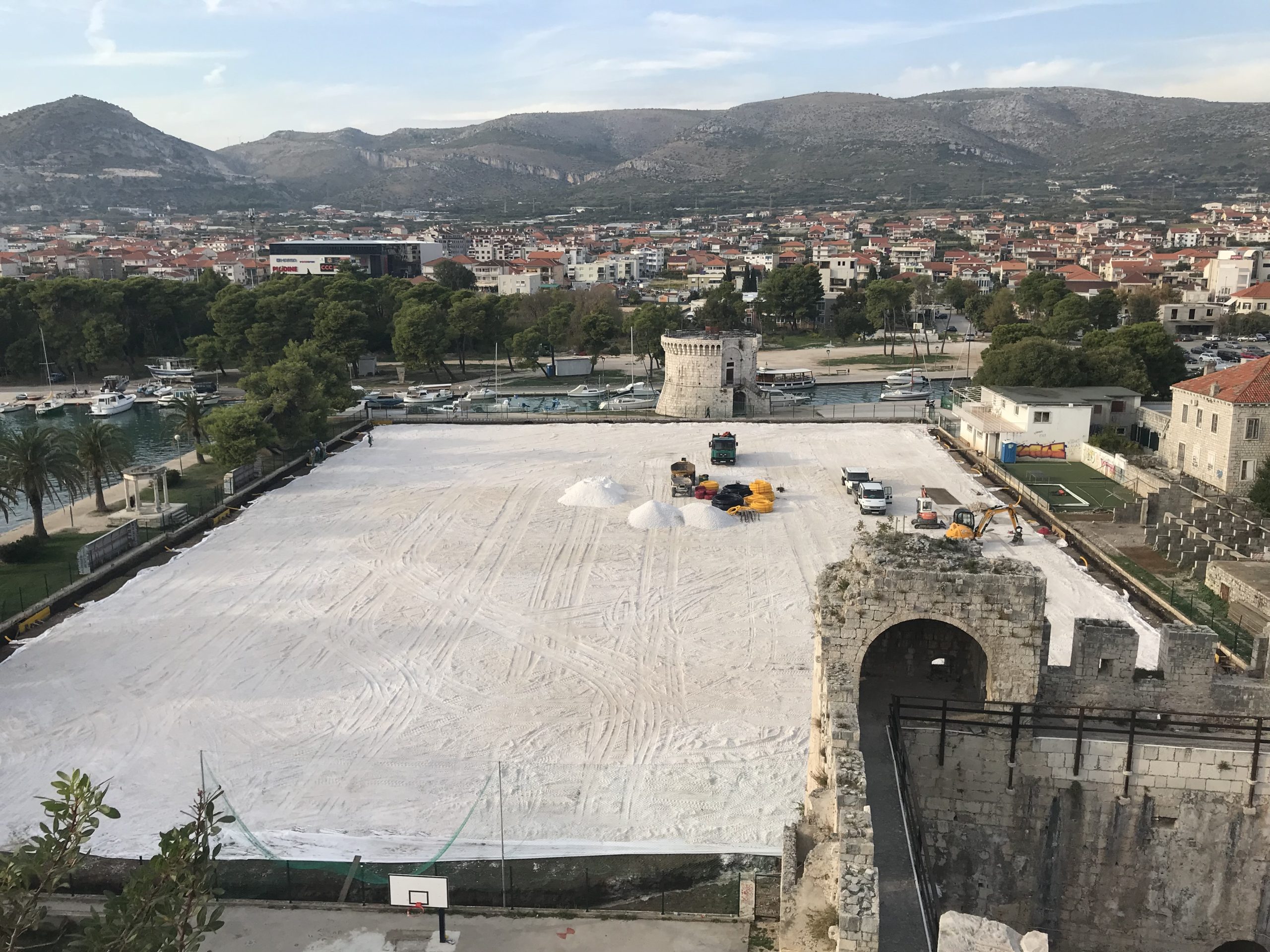 Dalmazia, paese che vai, stadio che trovi
