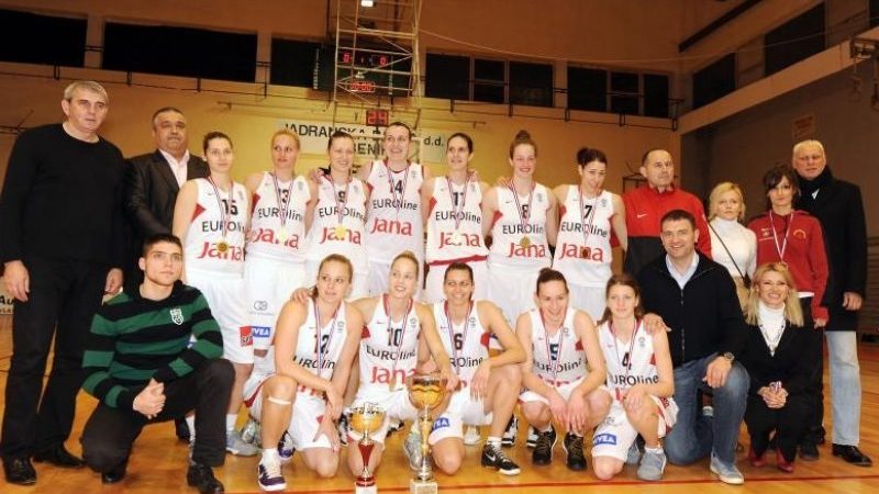 Jolly femminile, Brillante nel firmamento nazionale