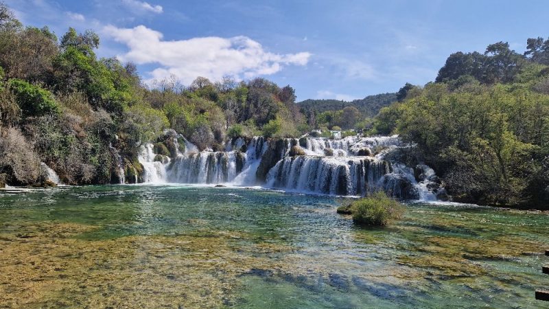 Parco nazionale della Krka uno spettacolo vicino al mare