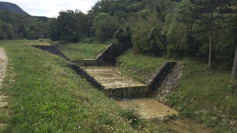 Bakarac: Bakarački rov