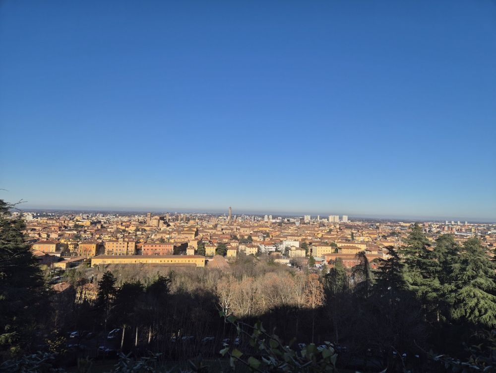 Bologna, la dotta, la grassa, la rossa