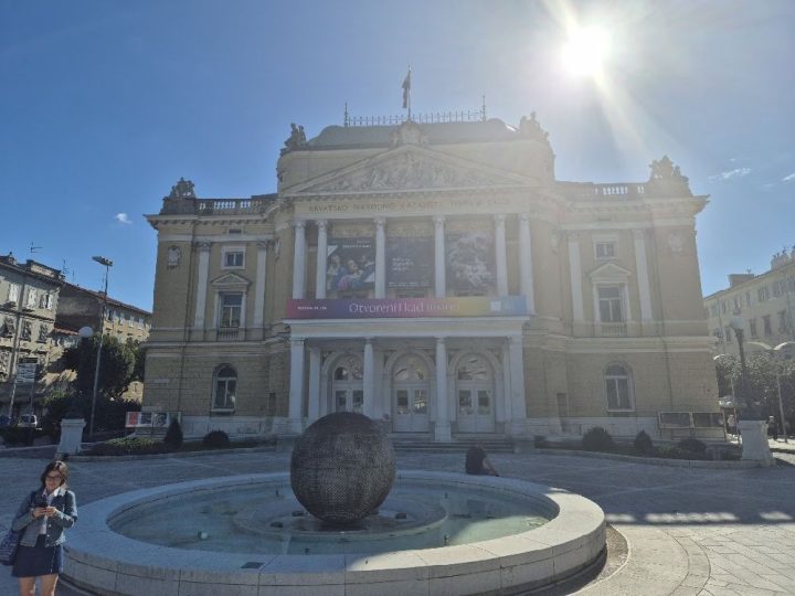 Via Verdi senza numero, ma con 140 anni di magia